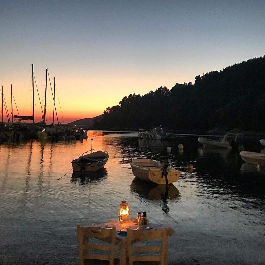 Appartamento Alexandra Sofia Stafylos Esterno foto